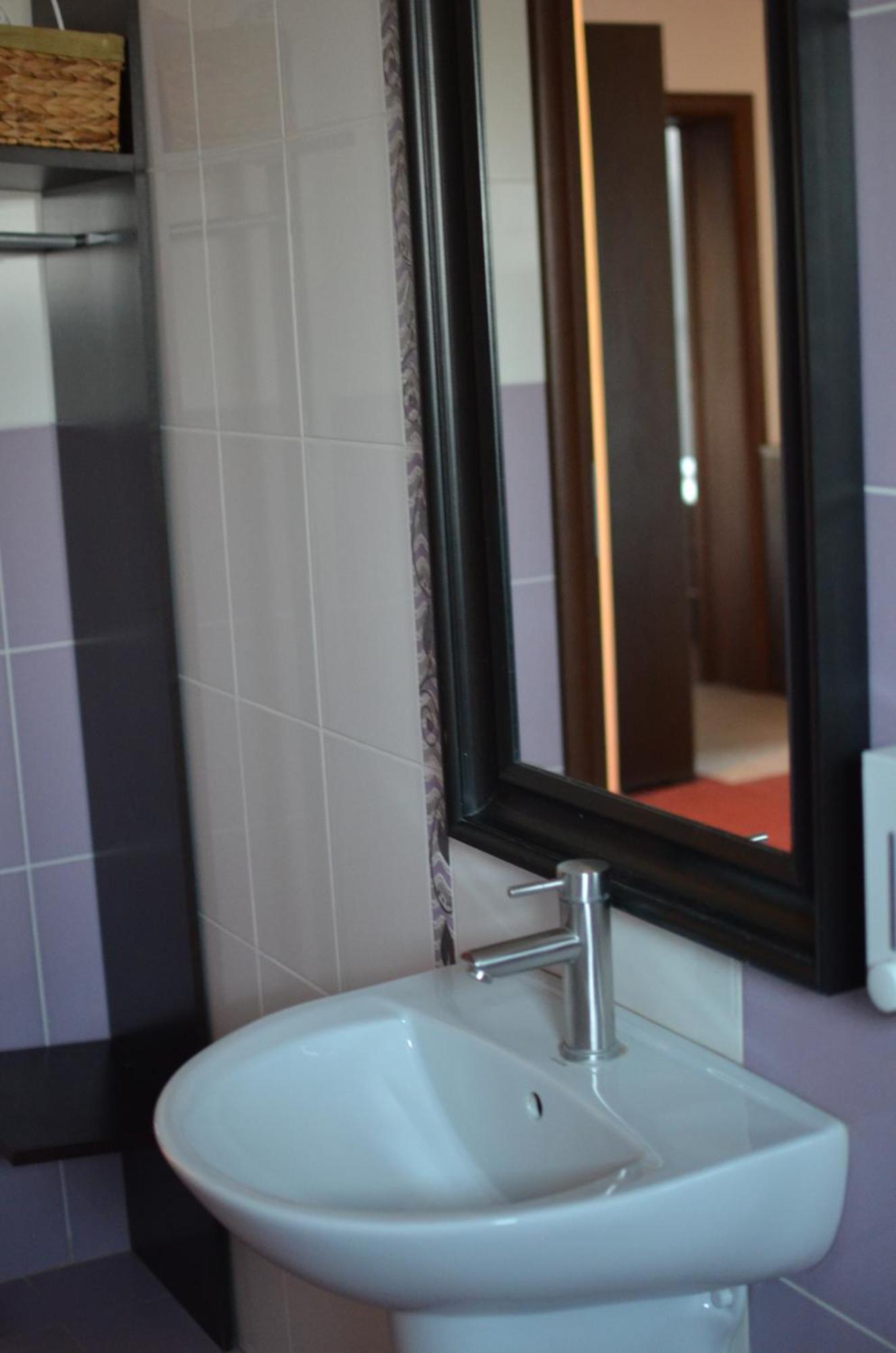 Vila Cu Trandafiri Cozy Apartments 2 Camere Bragadiru Dış mekan fotoğraf