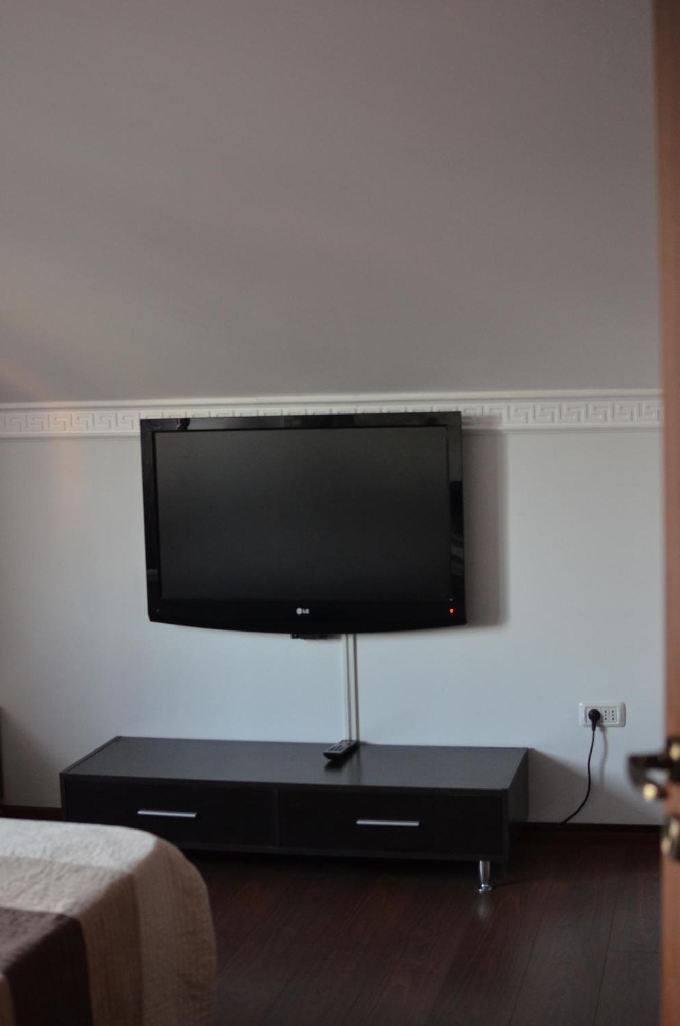 Vila Cu Trandafiri Cozy Apartments 2 Camere Bragadiru Dış mekan fotoğraf
